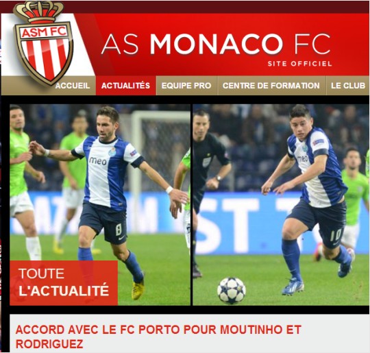 从手足无措到游刃有余，齐达内在公园学着踢毽子