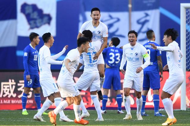 切尔西客场1-3不敌利兹联，终结7场不败，排名跌至第四，利兹联成功跳出降级区。